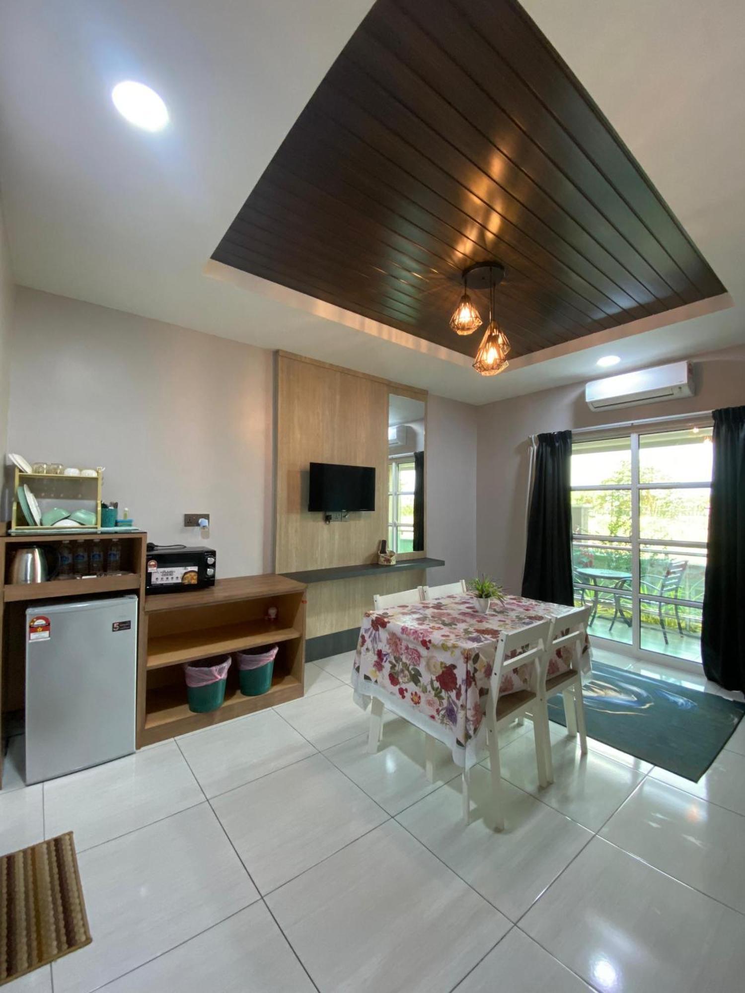 Grand Village Inn Pantai Cenang  Esterno foto