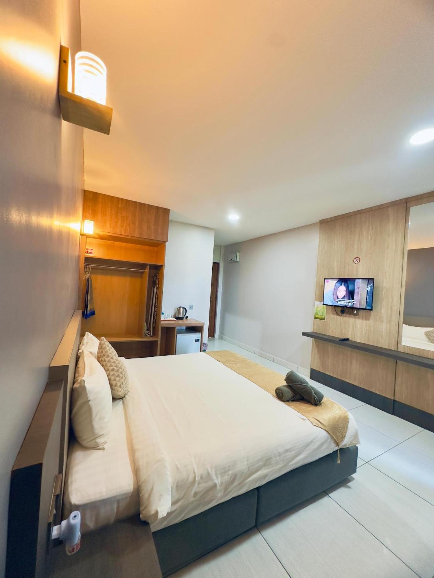 Grand Village Inn Pantai Cenang  Esterno foto